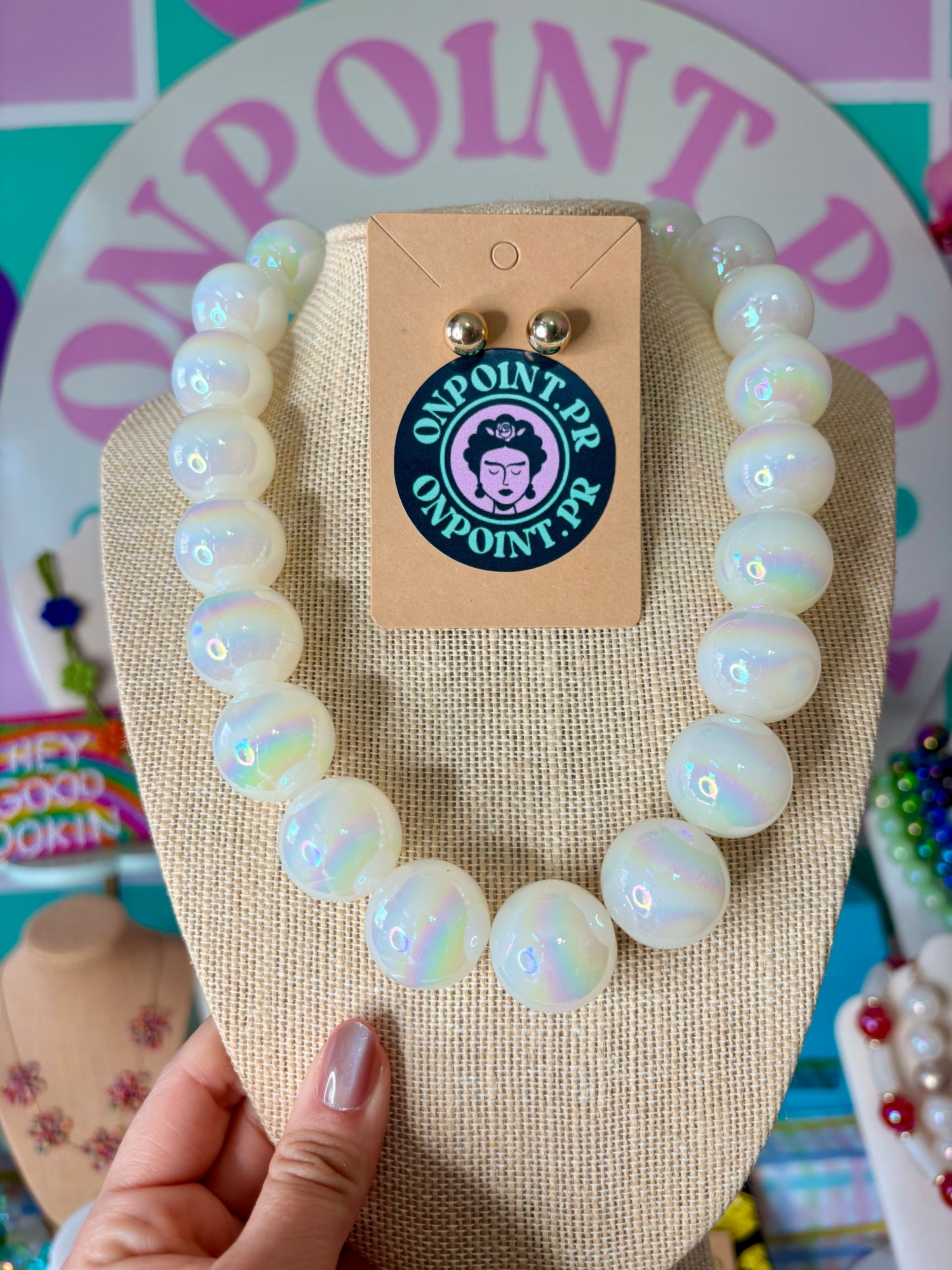 SET COLLAR Y ARETES BUBBLES 🫧 BLANCO