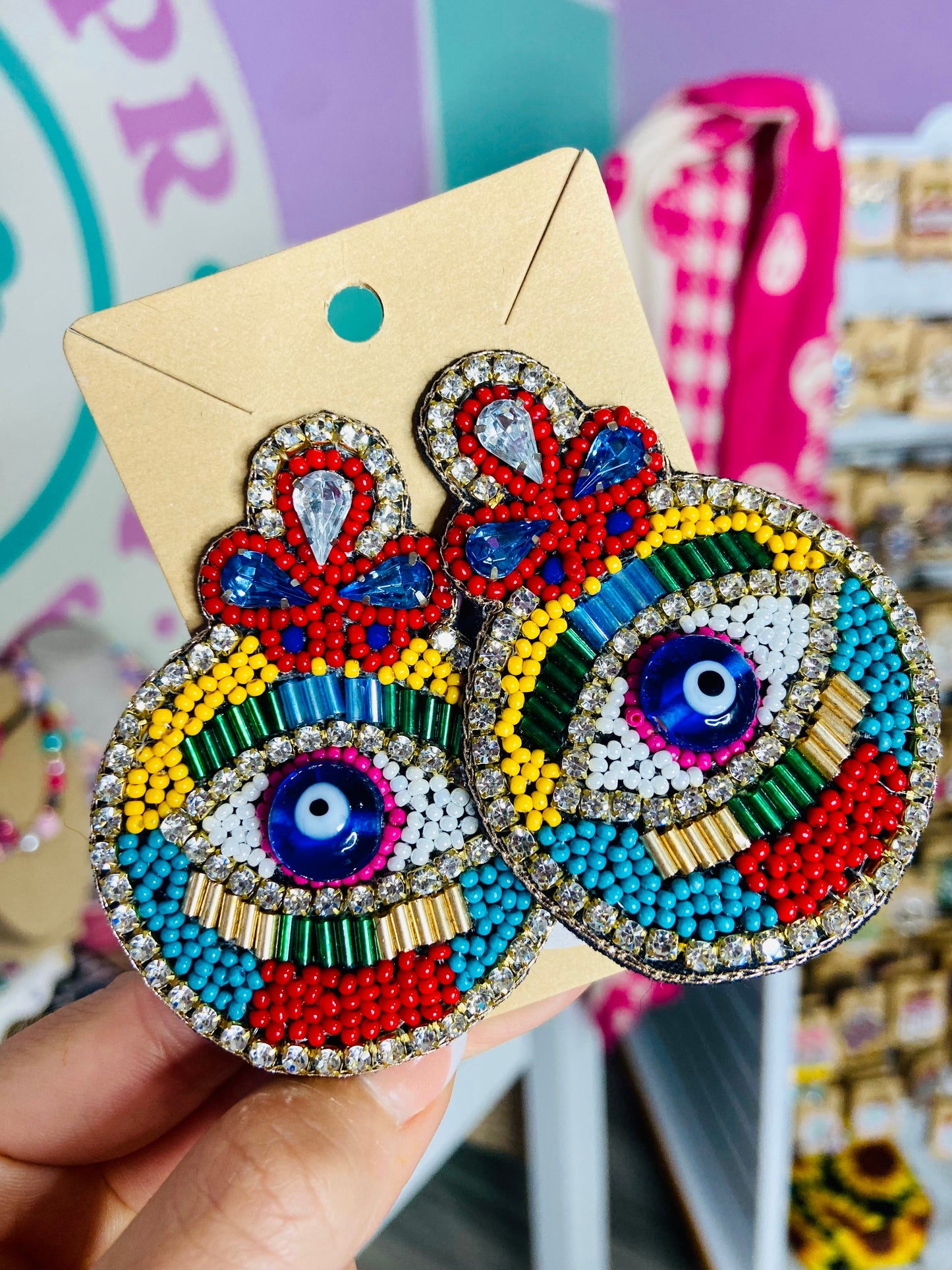 ARETES OJITOS