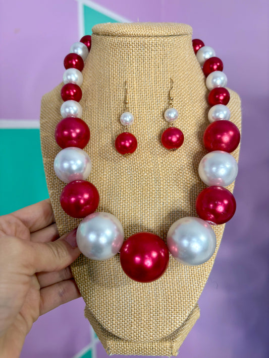 SET DE COLLAR Y ARETES PERLAS BLANCO Y ROJO