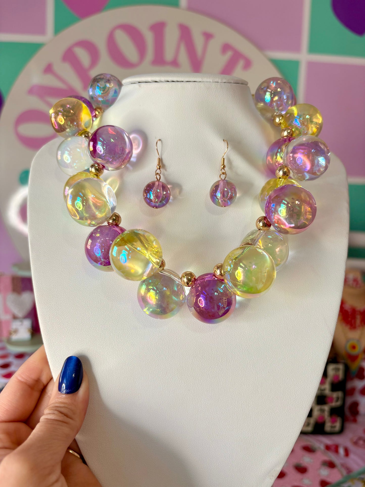 COLLAR BUBBLES CON ARETES