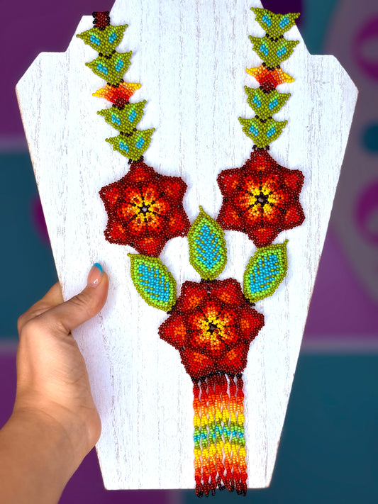 COLLAR CONFECCIONADO EN COZUMEL MÉXICO