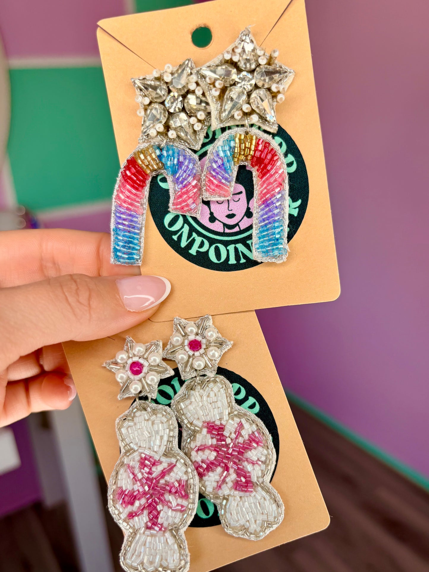 ARETES CHRISTMAS CANDY