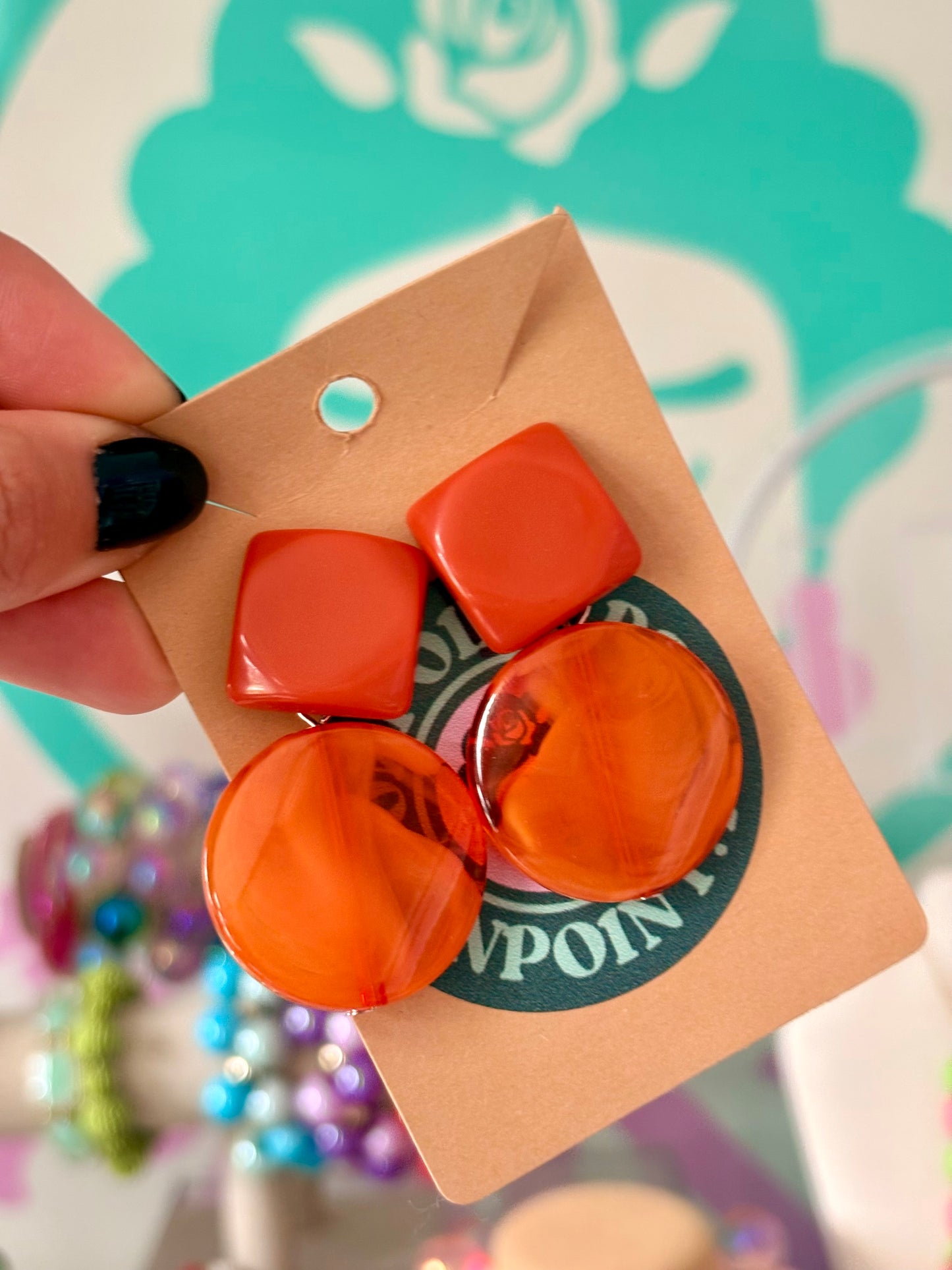 ARETES NARANJA EN RESINA