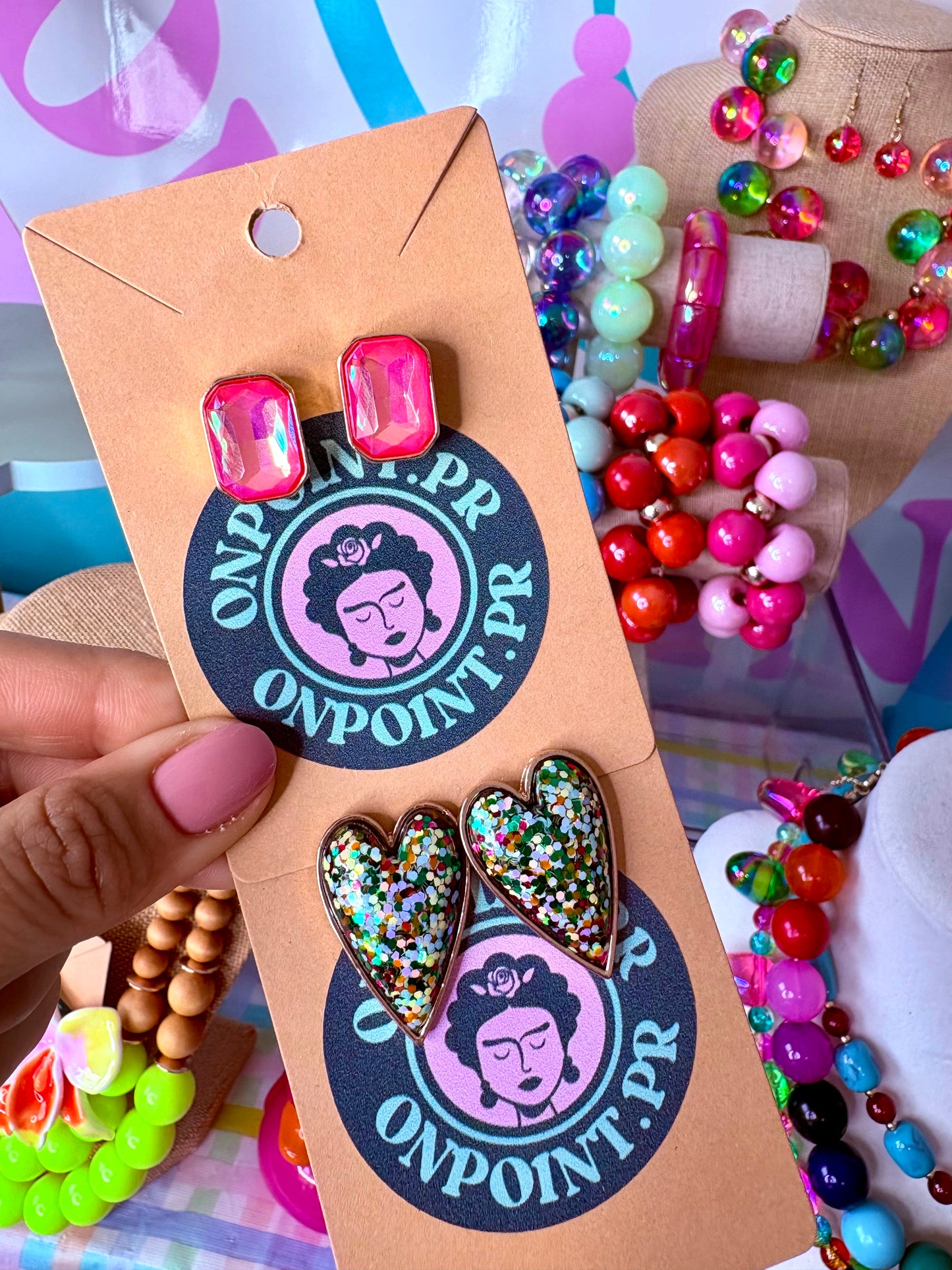 ARETES CUTE