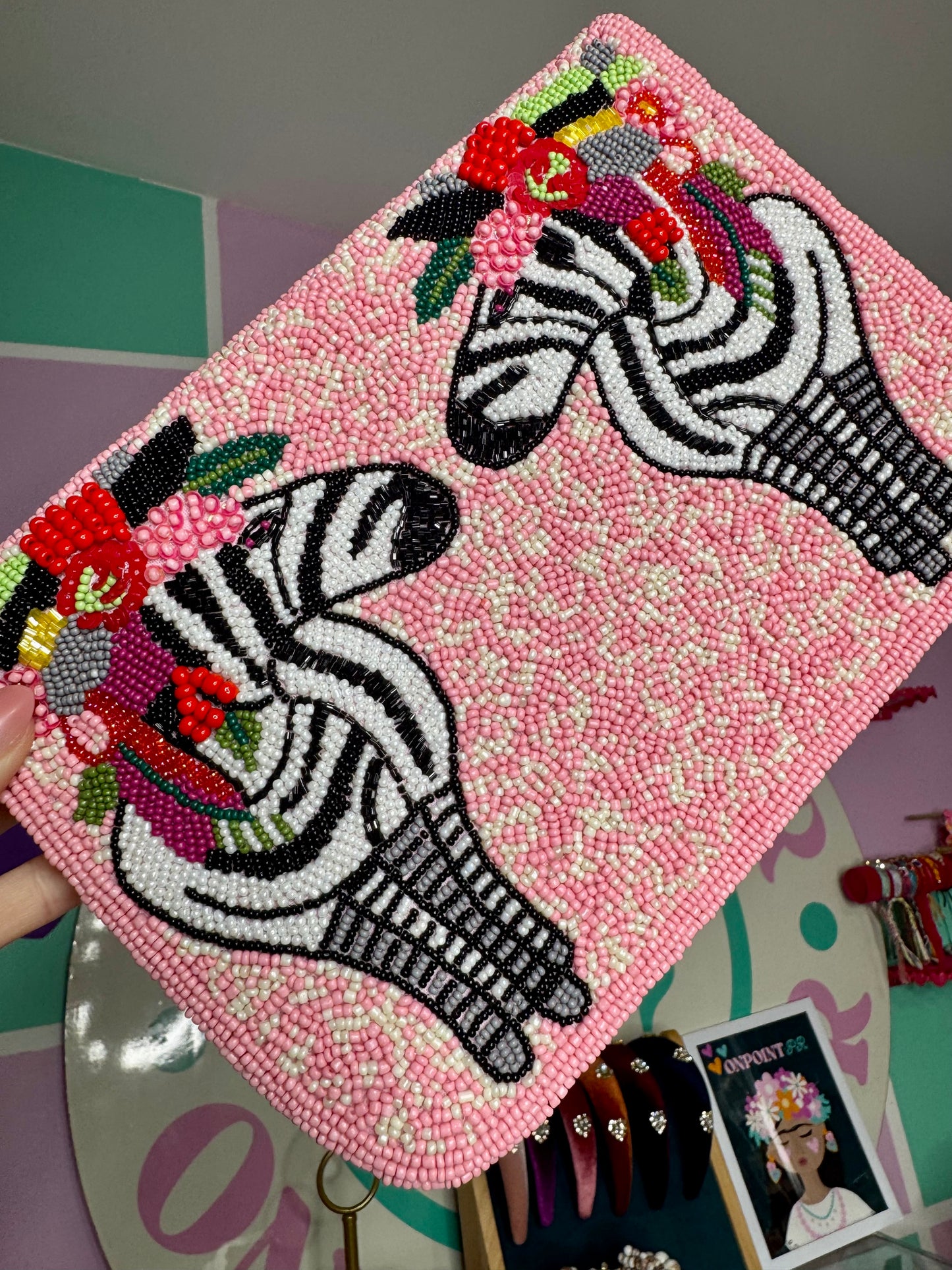CARTERA EN BEADS DE ZEBRA 🦓 🩷 CONFECCIONADA EN INDIA 🇮🇳