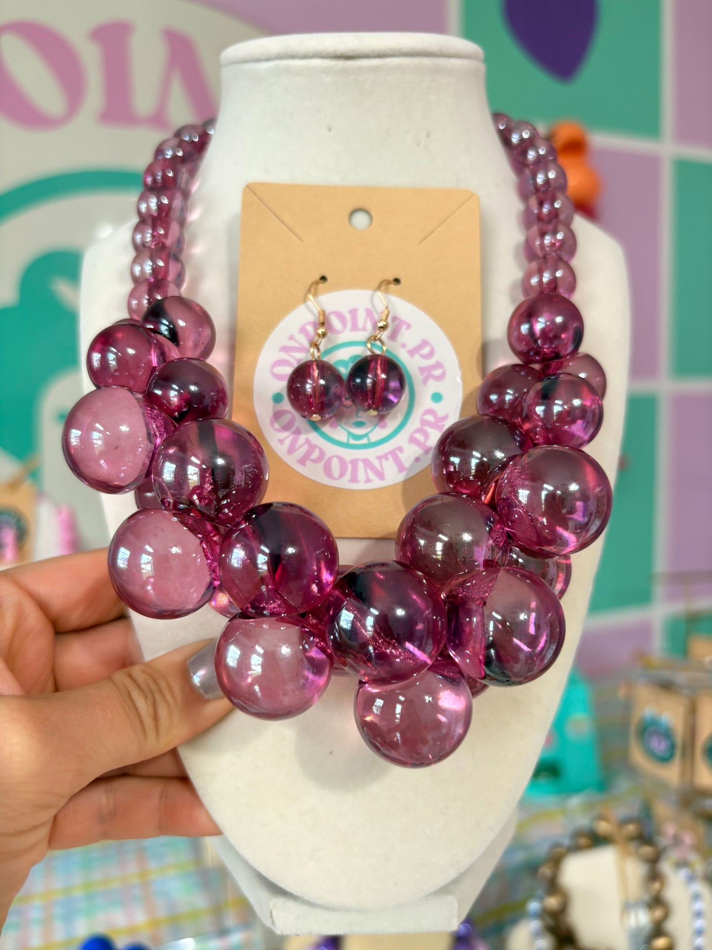 SET ARETES Y COLLAR BUBBLES 🫧 TONALIDAD MAGENTA