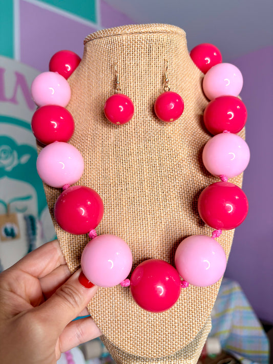 SET ARETES Y COLLAR BUBBLEGUM TONALIDADES ROSA