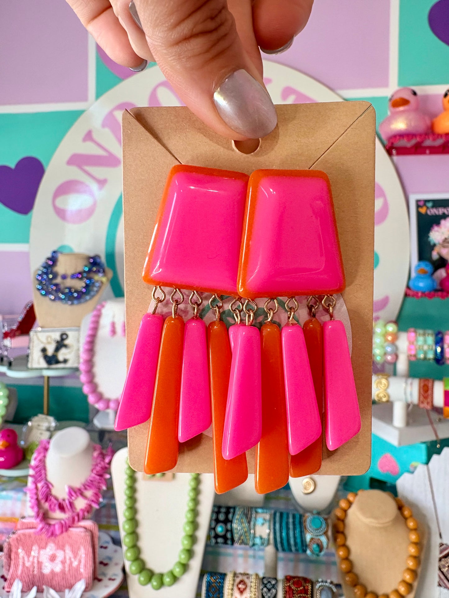 ARETES RETRO VIBES ROSA Y NARANJA