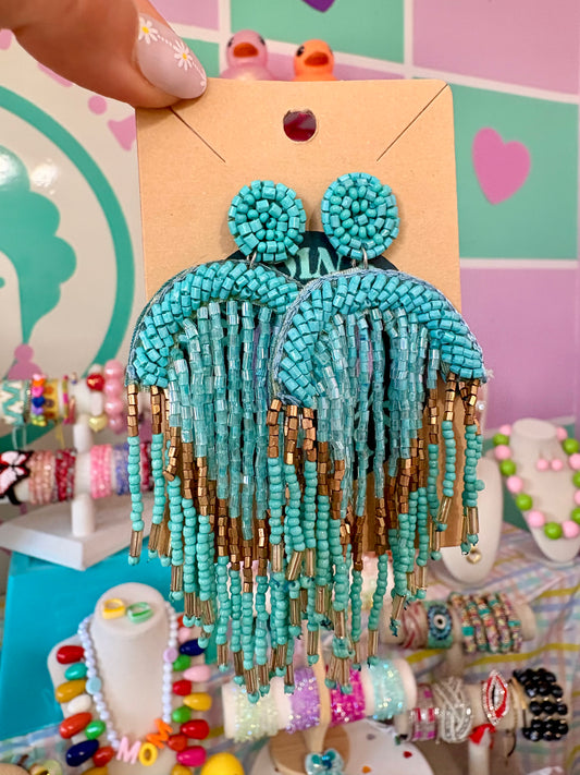ARETES BOHO TURQUESA Y DORADO