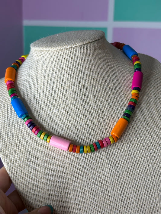 COLLAR MADERA COLORES