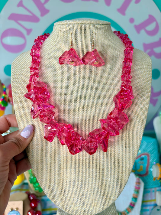 SET COLLAR Y ARETES HOT PINK