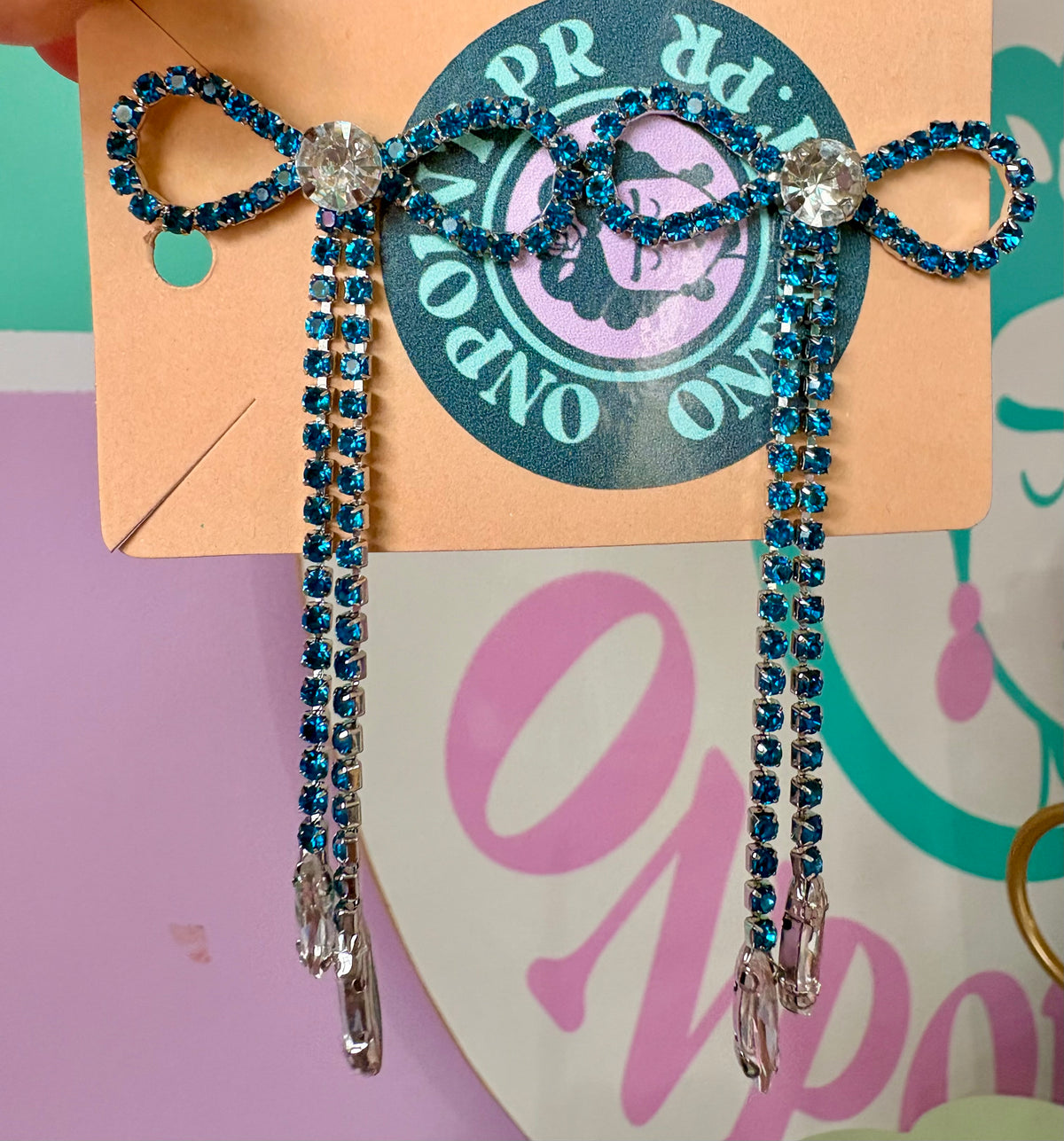 ARETES COQUETTE