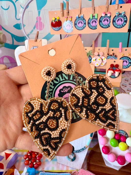 ARETES ANIMAL PRINT
